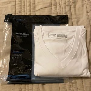 Nordstrom Men’s Shop Vneck White Tee